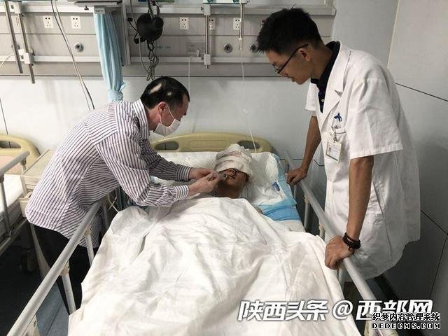 西安男博士講述被熊襲擊后自救過程:報警、止血、找水源